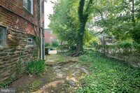 401 PLEASANT St photo'