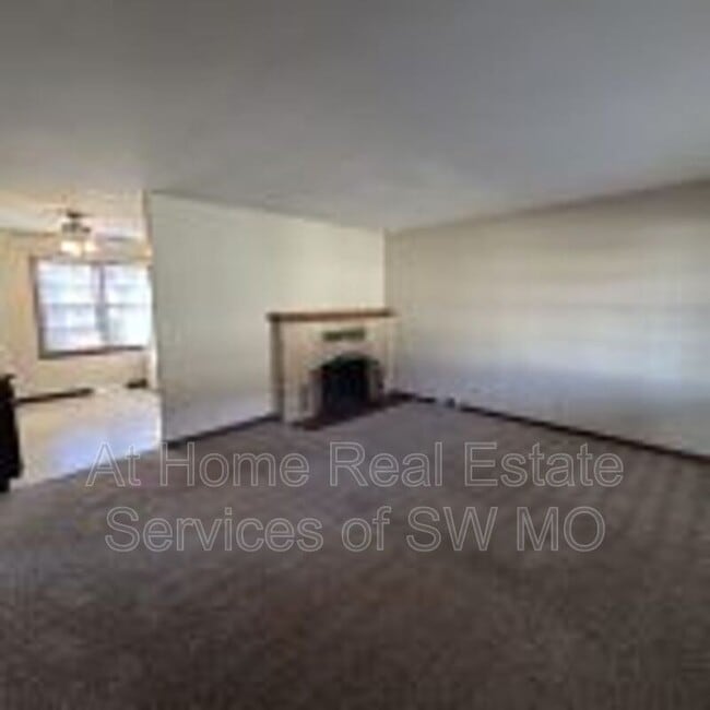 3340 E Portland St in Springfield, MO - Building Photo - Building Photo