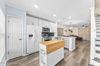 1381 Hampton Park Ln in Melbourne, FL - Building Photo - Building Photo