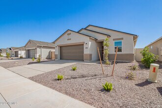 5617 E Axle Ave in San Tan Valley, AZ - Building Photo - Building Photo