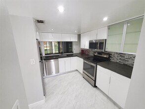 855 NW 91st Terrace in Plantation, FL - Building Photo - Building Photo