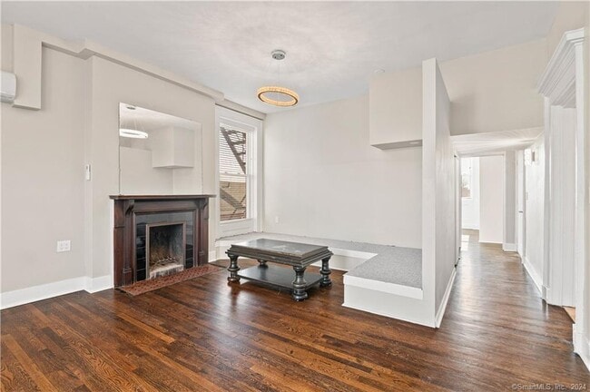 property at 546 Chapel St