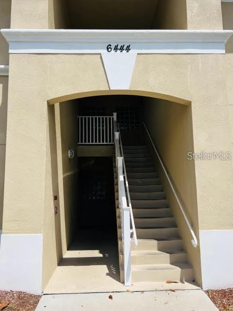 6444 Cypressdale Dr in Riverview, FL - Building Photo