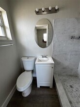 12950 NW 17th Ct in Miami, FL - Building Photo - Building Photo