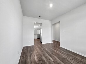 7510 Thrips Ln in Richmond, TX - Building Photo - Building Photo