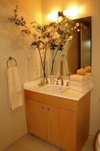 700 Harrison Ave, Unit 404 in Boston, MA - Building Photo - Building Photo