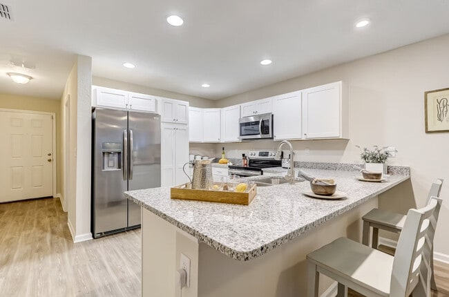 Cedar Creek Estates in Jacksonville, FL - Building Photo - Building Photo