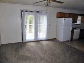1627 Country Walk Ct in Terre Haute, IN - Building Photo - Building Photo