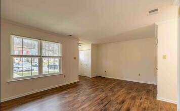 2534 Clothier St in Coatesville, PA - Building Photo - Building Photo