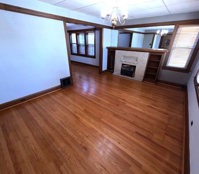 3117 N Mango Ave in Chicago, IL - Building Photo - Building Photo