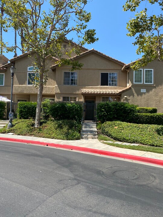 14 Hillgate Pl in Aliso Viejo, CA - Building Photo