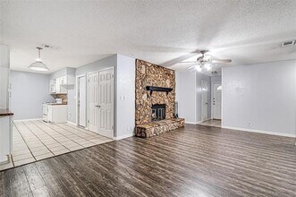 524 Patterson Dr in Mansfield, TX - Building Photo - Building Photo