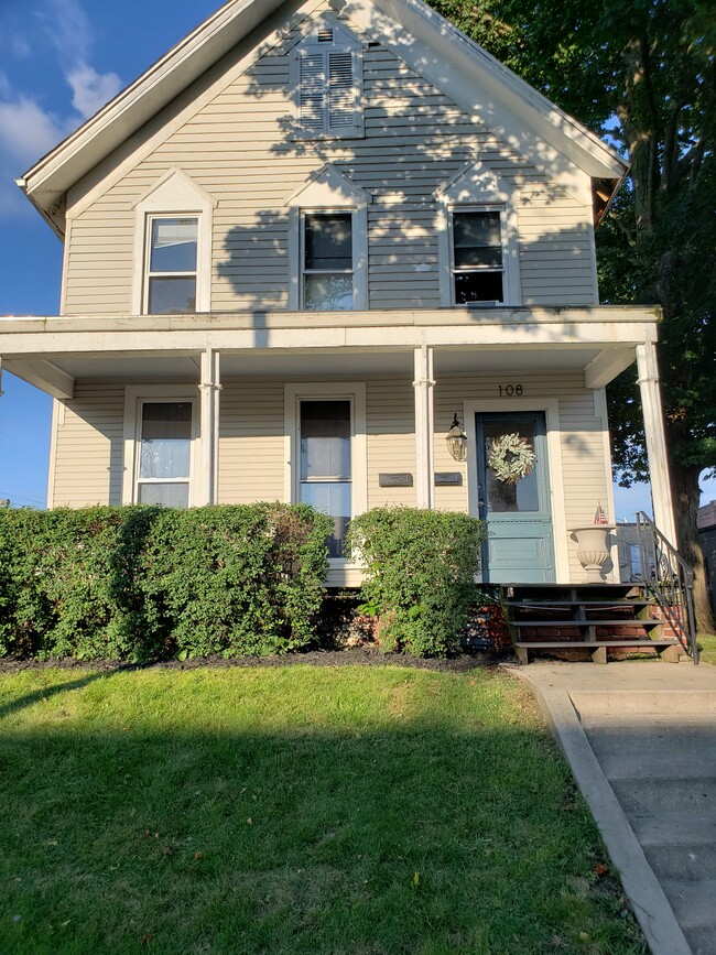 108 N Center St, Unit 108.5