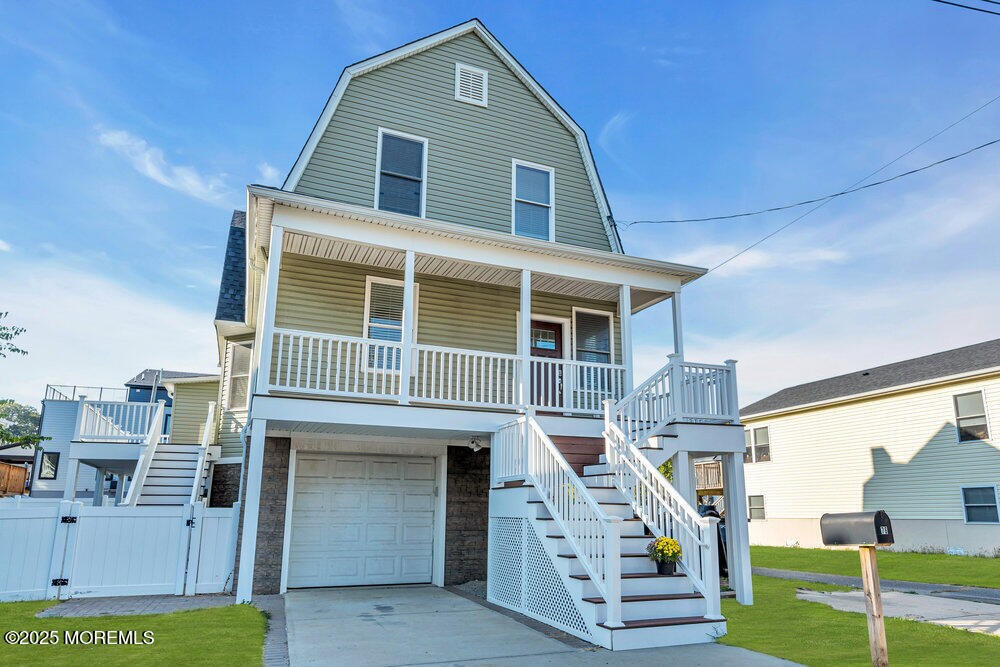 76 Miller St in Highlands, NJ - Building Photo