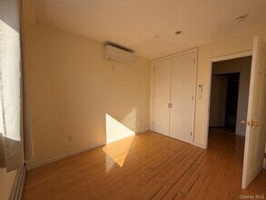 143-28 41st Ave in Queens, NY - Building Photo - Building Photo