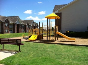 The Ridge at Searcy in Searcy, AR - Foto de edificio - Building Photo