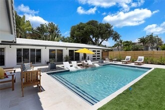 278 Tropic Dr in Lauderdale-by-the-Sea, FL - Foto de edificio - Building Photo