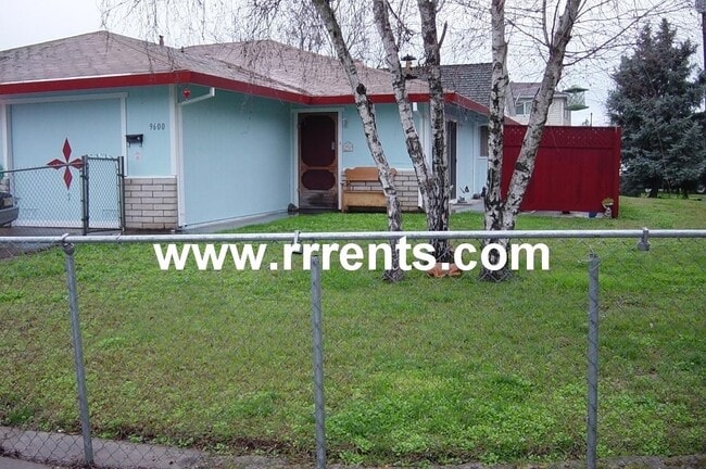 property at 9600 La Nuez Dr