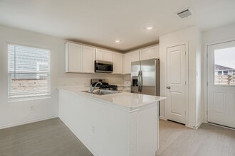 349 Keefer in Kyle, TX - Building Photo - Building Photo