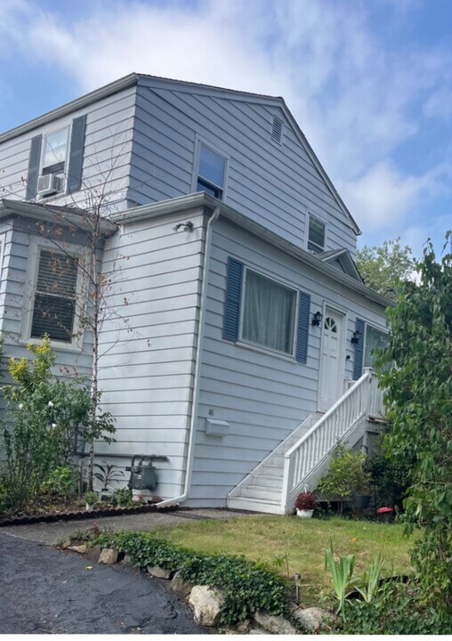 48 Dawn St in Fairfield, CT - Foto de edificio