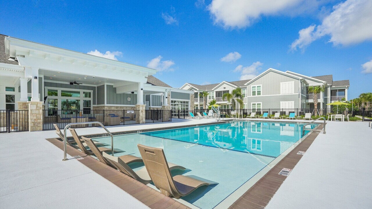 Springs at Daniels Parkway in Ft. Myers, FL - Foto de edificio