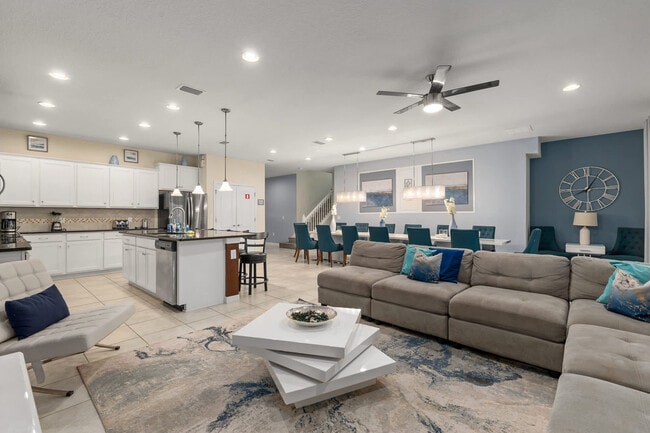 8885 Qin Lp in Kissimmee, FL - Building Photo - Building Photo
