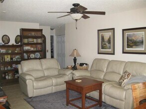 2010 Santiago Way S in Clearwater, FL - Building Photo - Building Photo