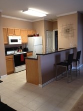 Summit Rise Apartments in Copley, OH - Building Photo - Building Photo