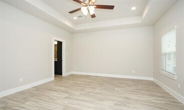 9012 Lonestar River Ln in Houston, TX - Building Photo - Building Photo