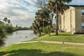 Waterside Apartments in Brownsville, TX - Building Photo - Building Photo