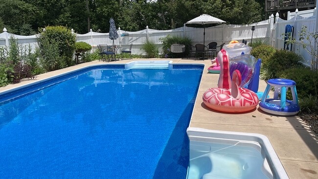 11504 Rambling Pines Pl in Hagerstown, MD - Building Photo - Building Photo