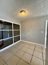 8139 Helston Dr in Jacksonville, FL - Building Photo - Building Photo