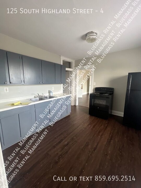125 S Highland St-Unit -4 in Winchester, KY - Building Photo