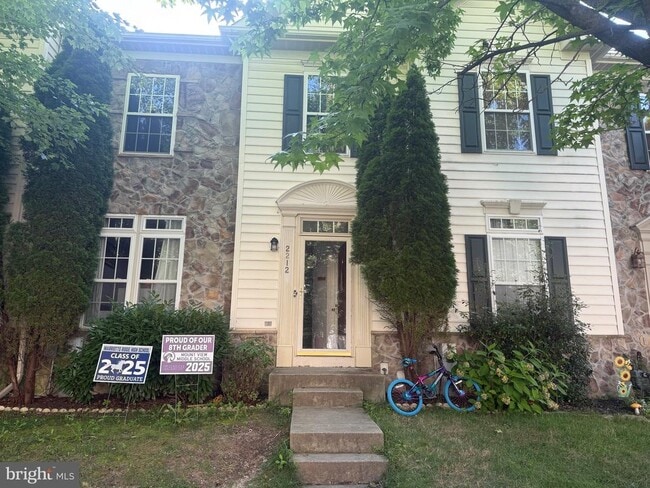 property at 2212 Barnet Ct