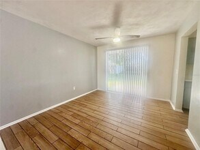 141 Poe Dr in Winter Haven, FL - Building Photo - Building Photo