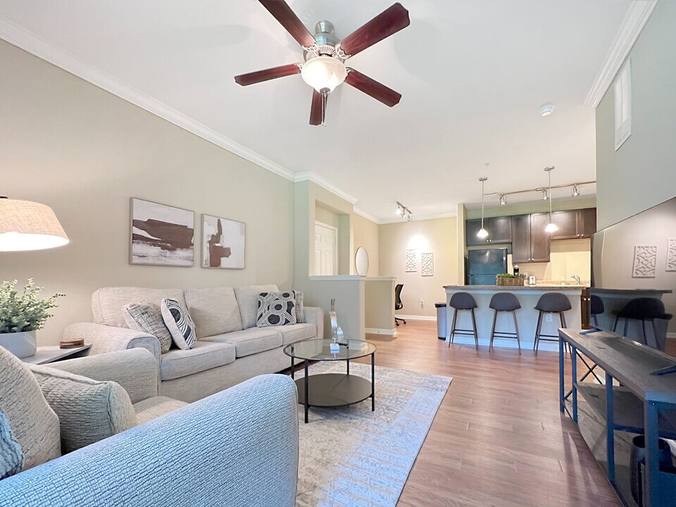 1770 Bearberry Cir in Lutz, FL - Building Photo