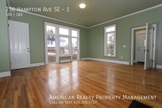 236 Hampton Ave SE in Grand Rapids, MI - Building Photo - Building Photo