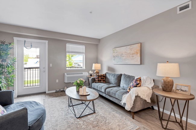 Glenhart Views in Courtenay, BC - Building Photo - Building Photo