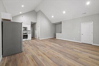 2751 Guilford Ave in Indianapolis, IN - Building Photo - Building Photo