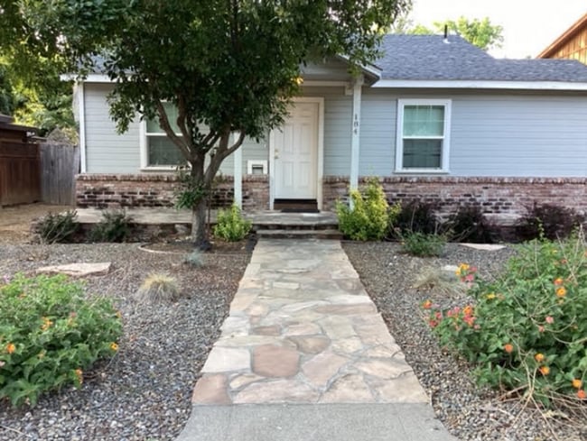 property at 184 E Washington Ave