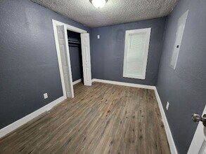 505 N Nichols St in Fort Worth, TX - Building Photo - Building Photo