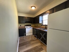 2228 S Arizona Ave in Joplin, MO - Building Photo - Building Photo