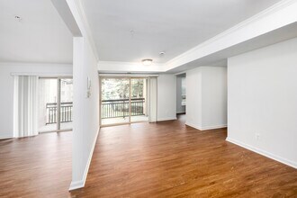 Amber Commons in Gaithersburg, MD - Building Photo - Interior Photo