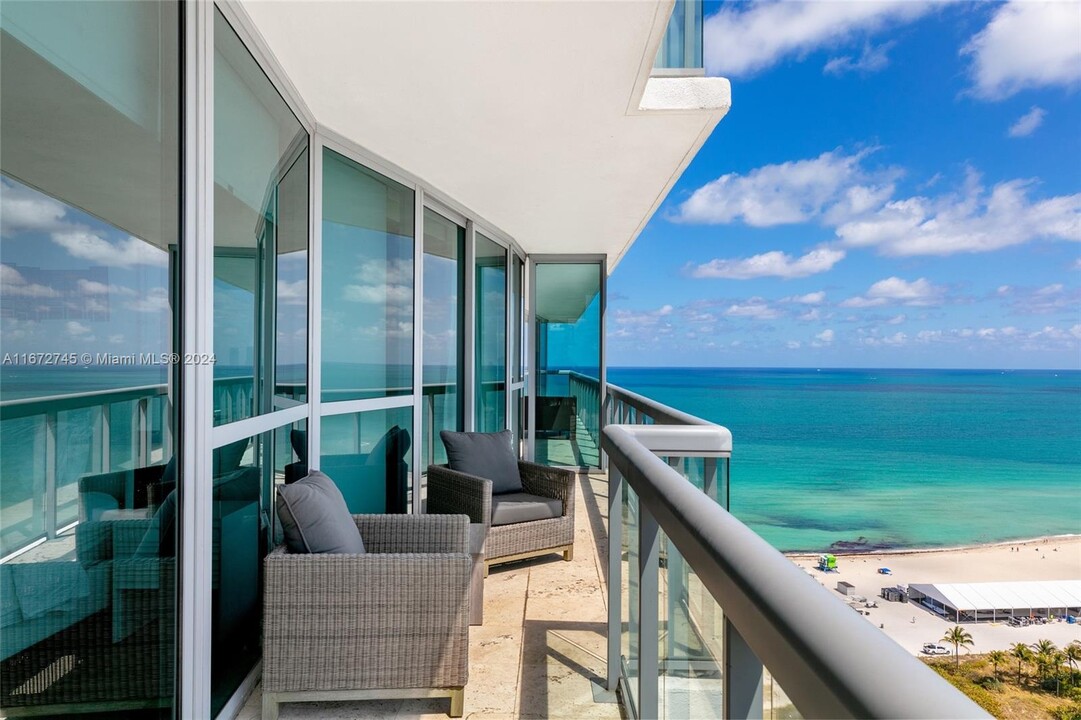 101 20th St, Unit 2706 in Miami Beach, FL - Building Photo