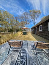 21 Wauhope Rd in Hampton Bays, NY - Building Photo - Building Photo