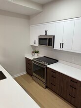 919 12th St NE, Unit A1 in Washington, DC - Building Photo - Building Photo