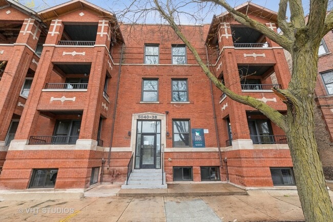 property at 5040 S St Lawrence Ave
