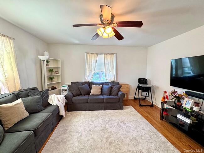 22 Pleasant Pl in Tuckahoe, NY - Building Photo - Building Photo