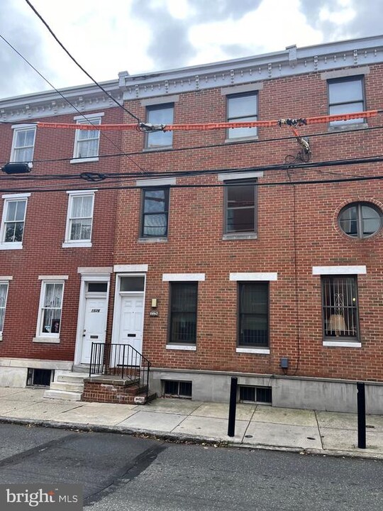 1528 North St in Philadelphia, PA - Foto de edificio