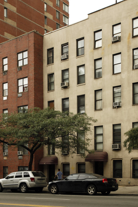 467 W 57th St in New York, NY - Foto de edificio